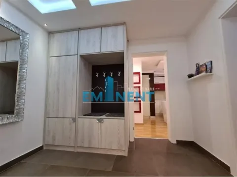 Izdavanje, dvosoban stan, 50m², Palilula Sve Podlokacije, Beograd - image 8