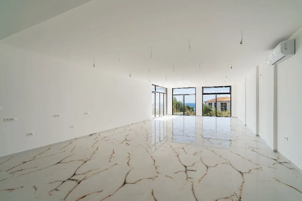 Prodaja, ugostiteljski objekat, 1530m², Seoce, Budva