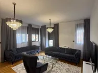 Rent, three bedroom apartment, 130m², Dalmatinska ulica, Podgorica - image 1