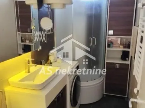 Izdavanje, trosoban stan, 72m², Bulbulder, Zvezdara Sve Podlokacije - image 18