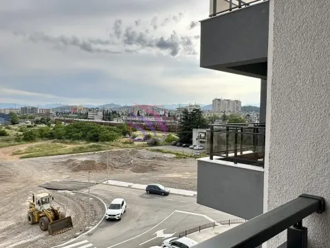 Rent, one bedroom apartment, 47m², Stari Aerodrom, Podgorica - image 15