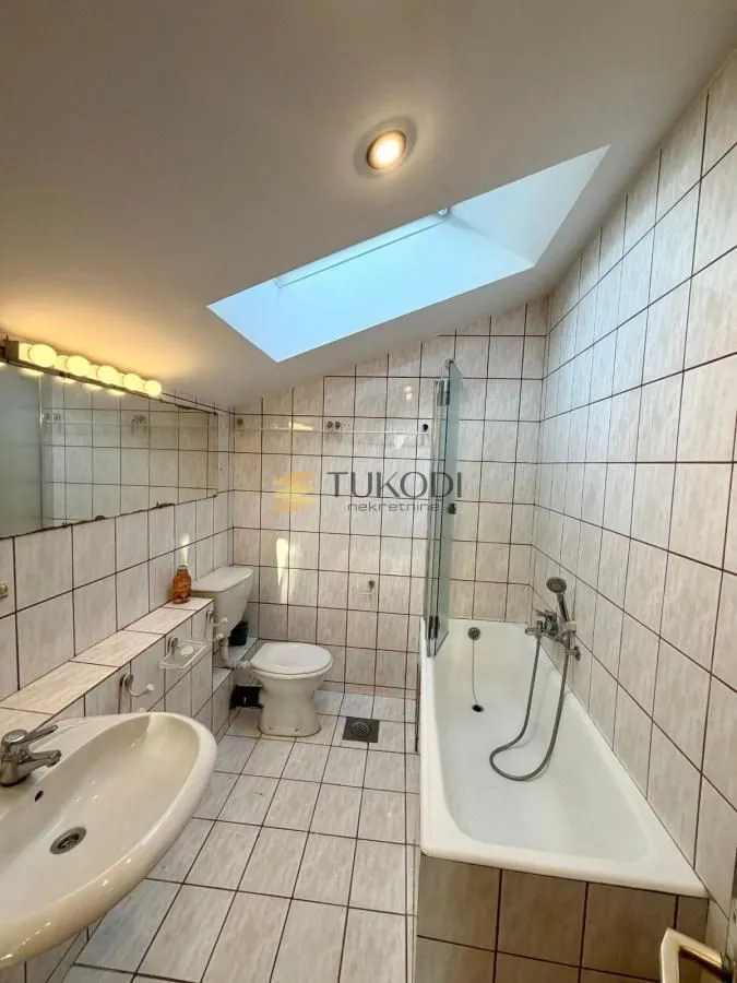Rent, apartment, 210m², Stari Grad, Beograd