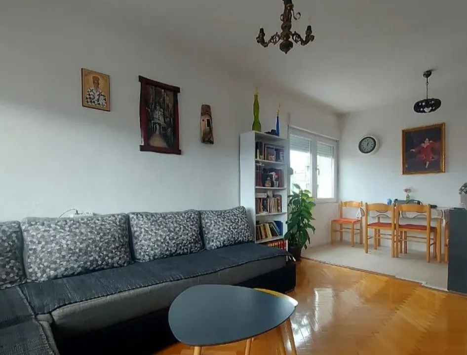 Prodaja, dvosoban stan, 67m², Centar, Nikšić