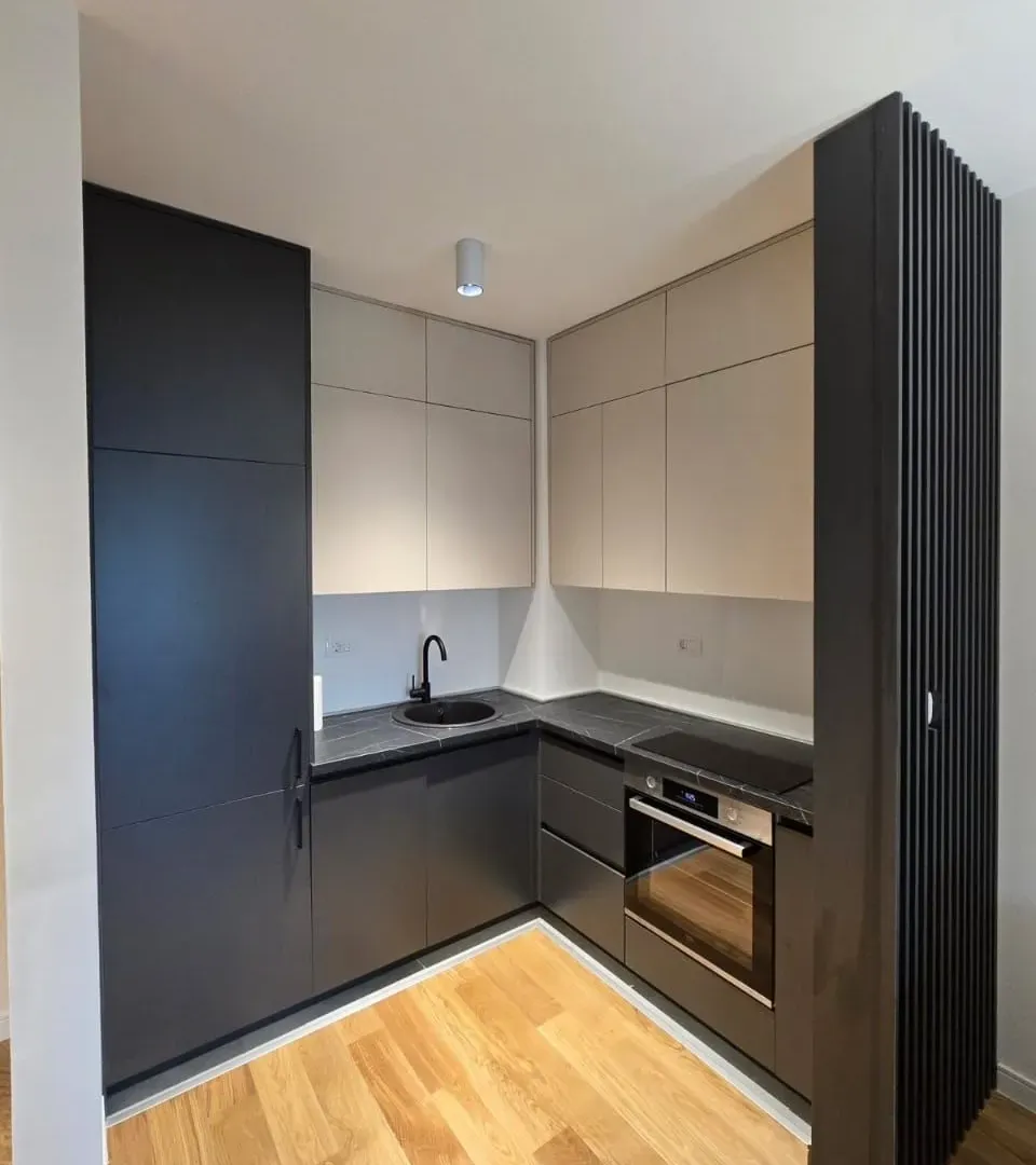 Izdavanje, jednosoban stan, 42m², Central Point, Podgorica