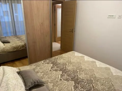 Izdavanje, jednosoban stan, 47m², City Kvart, Podgorica - image 6