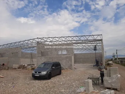 Izdavanje, poslovni prostor, 1500m², Kuće Rakića, Podgorica - image 4