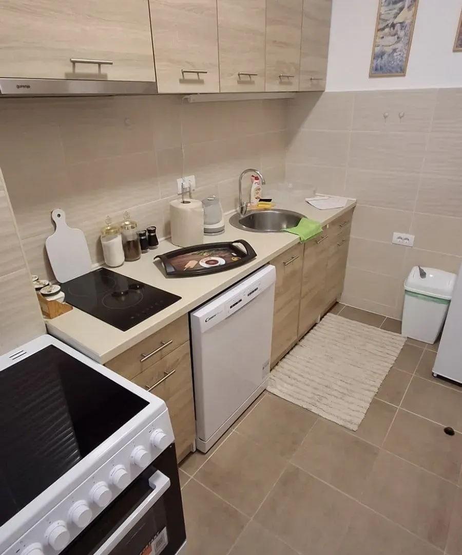 Rent, one bedroom apartment, 46m², Kava, Tivat