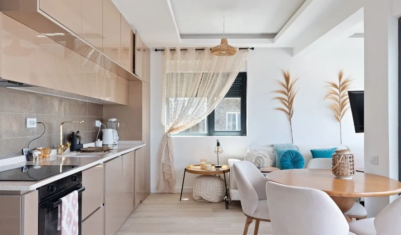 Prodaja, dvosoban stan, 95m², Kava, Tivat