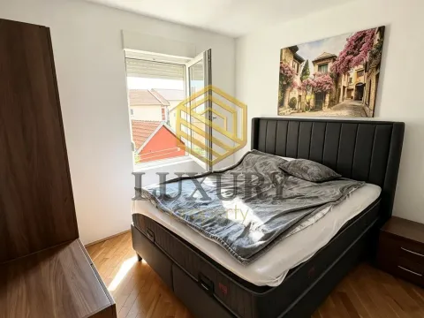 Rent, two bedroom apartment, 55m², Blok 9, Podgorica - image 4