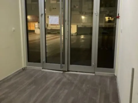 Izdavanje, poslovni prostor, 13m², Preko Morače, Podgorica