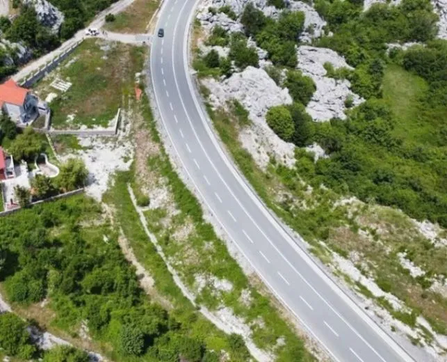 Prodaja, plac, 1240m², Obzovica, Cetinje