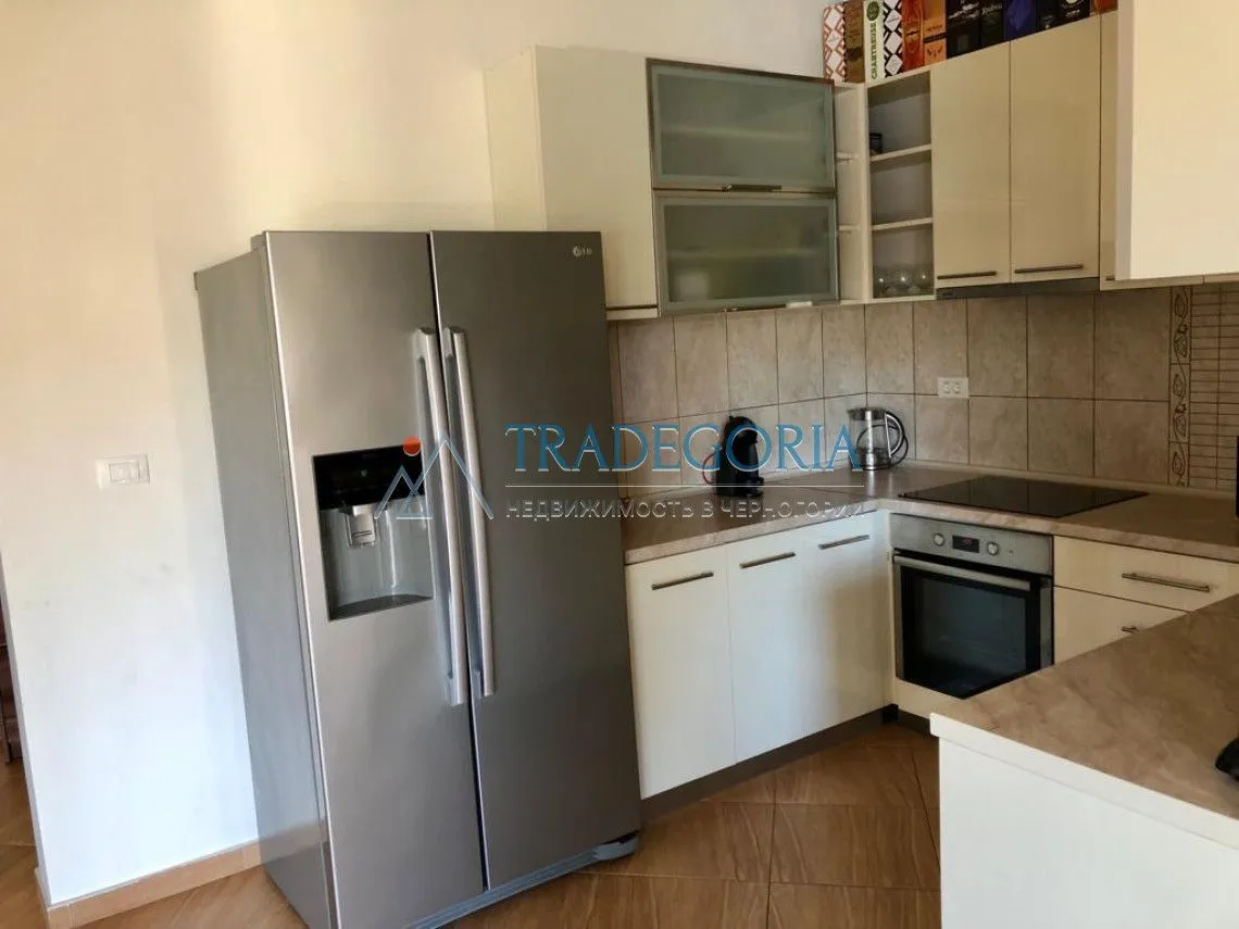 Prodaja, dvosoban stan, 89m², Dobra Voda, Bar