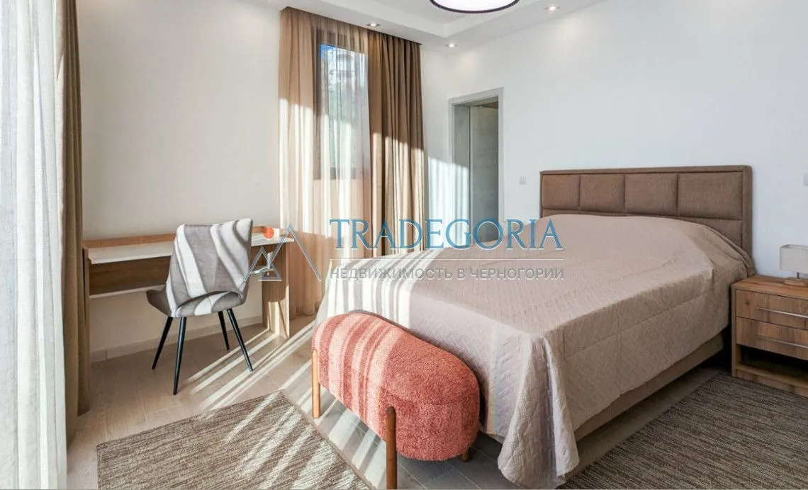 Prodaja, kuća, 365m², Utjeha, Ulcinj
