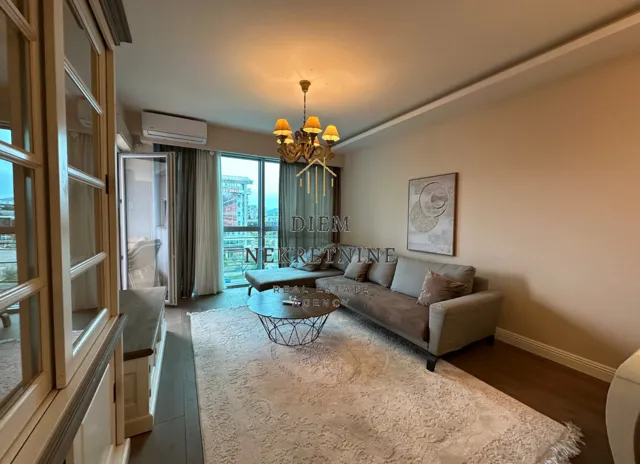 Izdavanje, dvosoban stan, 75m², Preko Morače, Podgorica