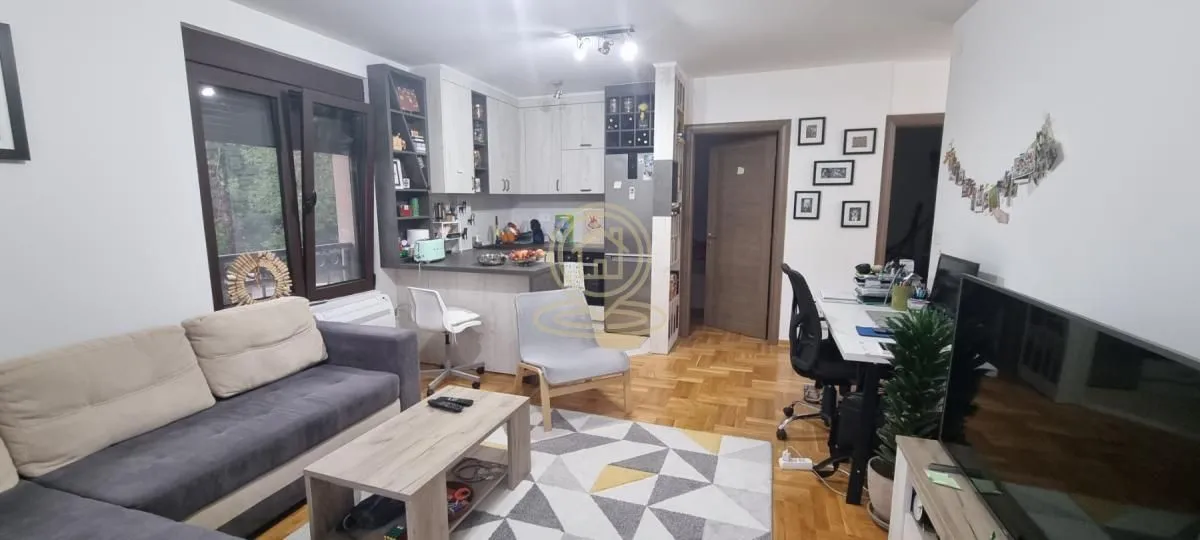 Rent, three bedroom apartment, 58m², Zvezdarska Šuma, Zvezdara Sve Podlokacije
