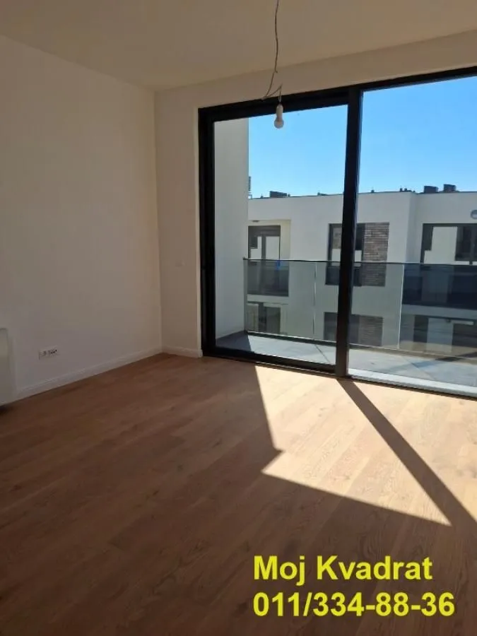 Prodaja, trosoban stan, 81m², Zemun Sve Podlokacije, Beograd