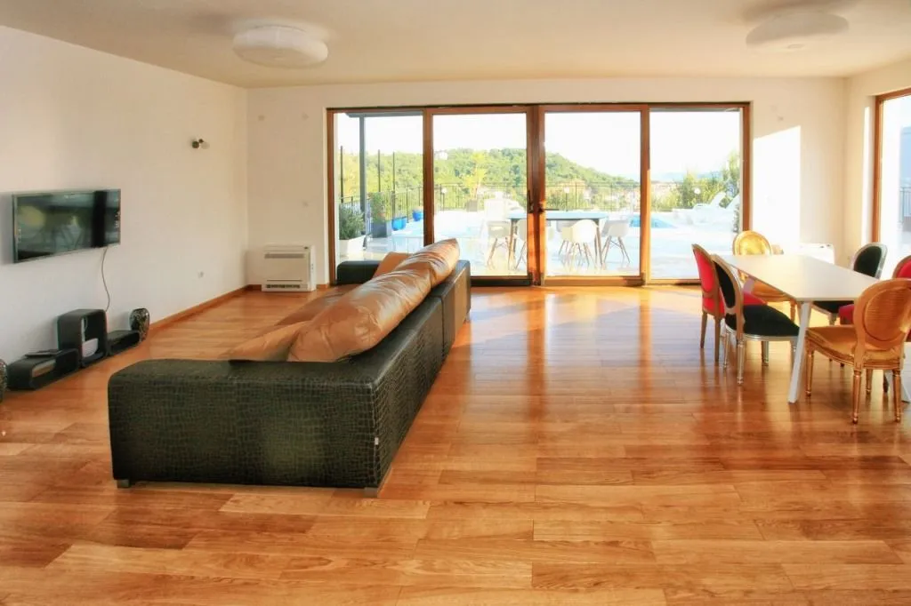 Prodaja, kuća, 402m², Kotor, Crna Gora