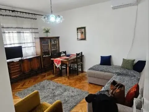 Rent, house, 100m², Zagorič, Podgorica - image 1
