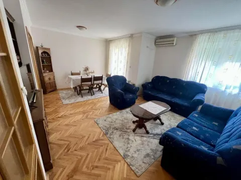 Izdavanje, stan, 56m², Stari Aerodrom, Podgorica - image 3