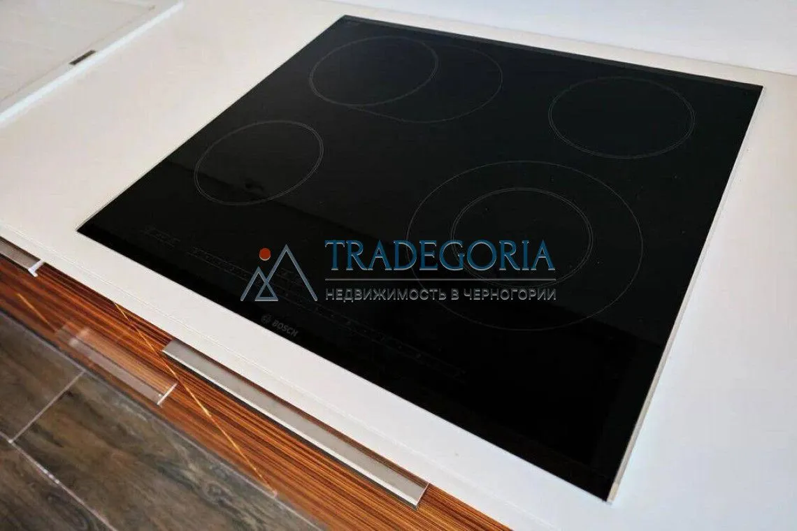 Prodaja, trosoban stan, 350m², Rafailovići, Budva