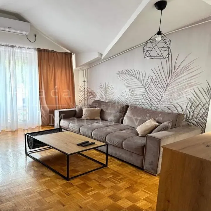 Rent, two bedroom apartment, 48m², Novi Beograd Sve Podlokacije, Beograd