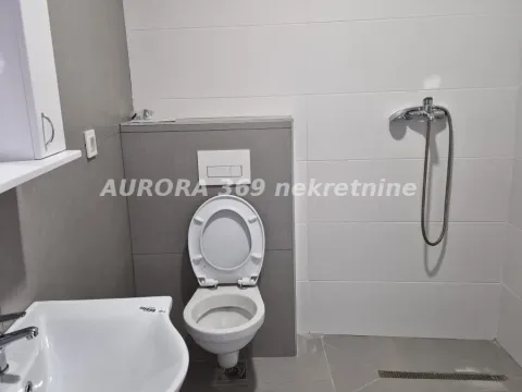 Rent, two bedroom apartment, 62m², Irig, Srbija - image 6