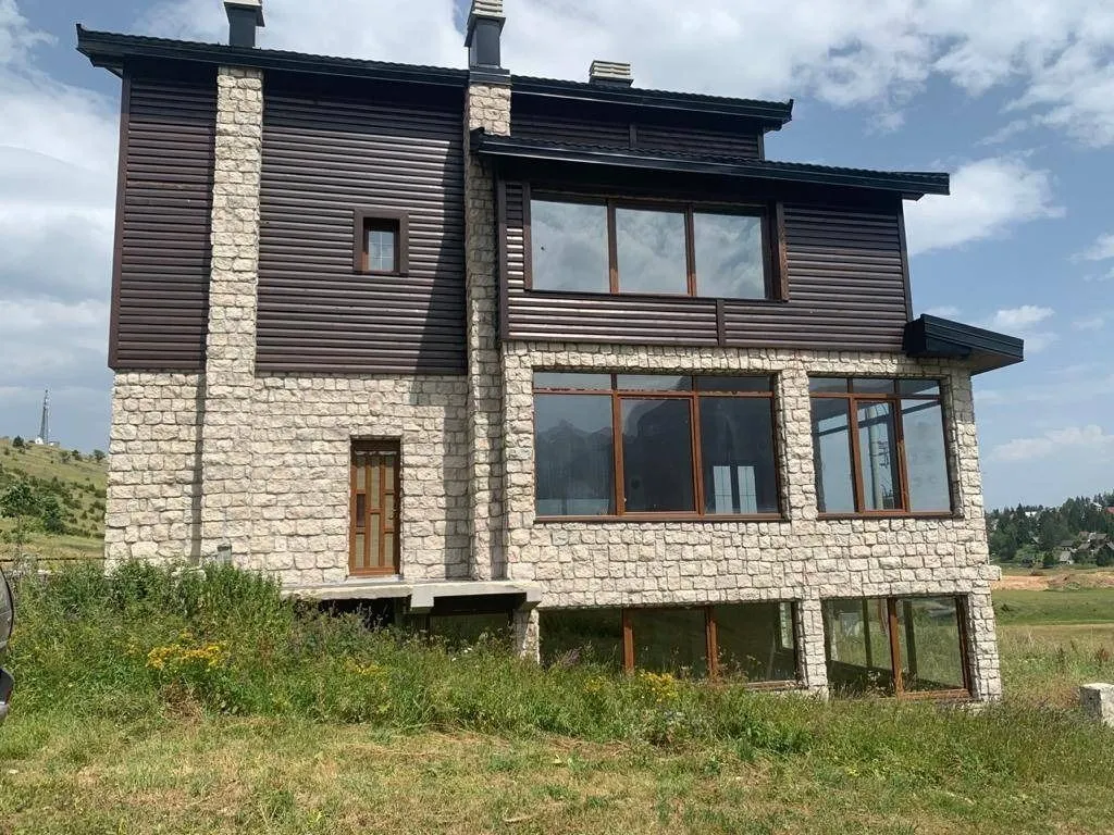 Prodaja, kuća, 800m², Žabljak II, Žabljak