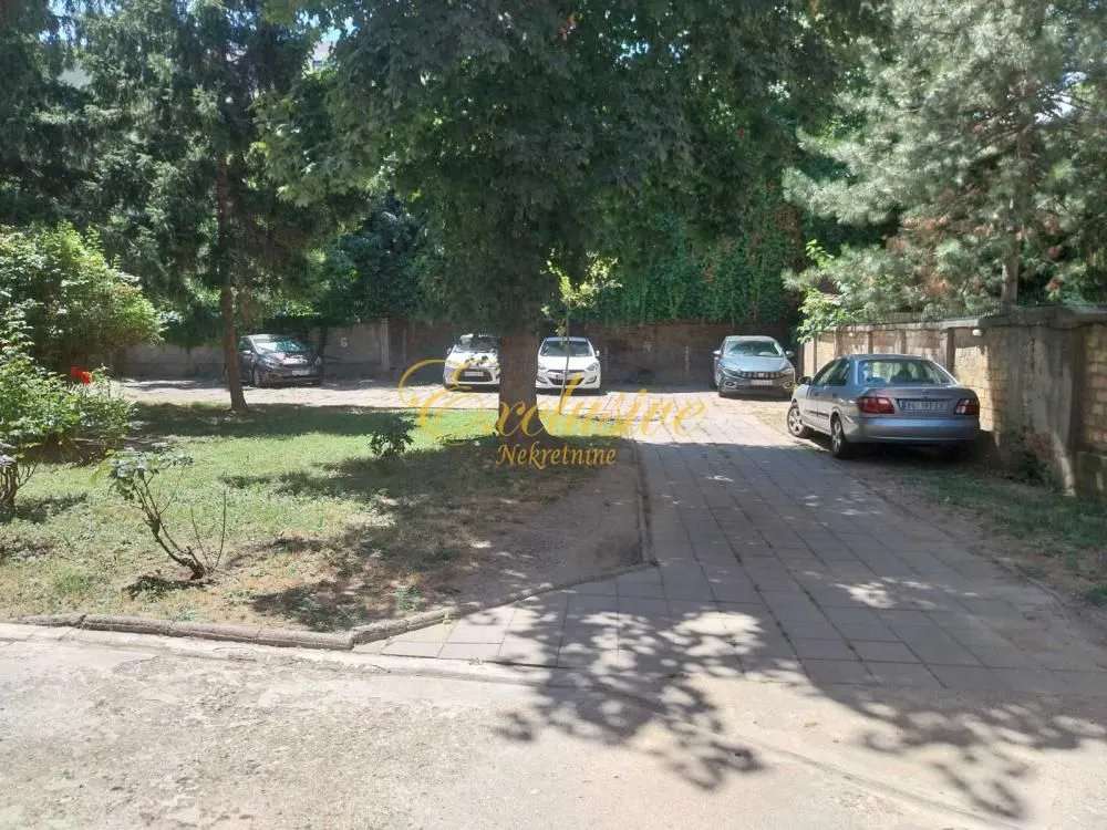 Sale, four bedroom apartment, 105m², Stari Grad, Beograd