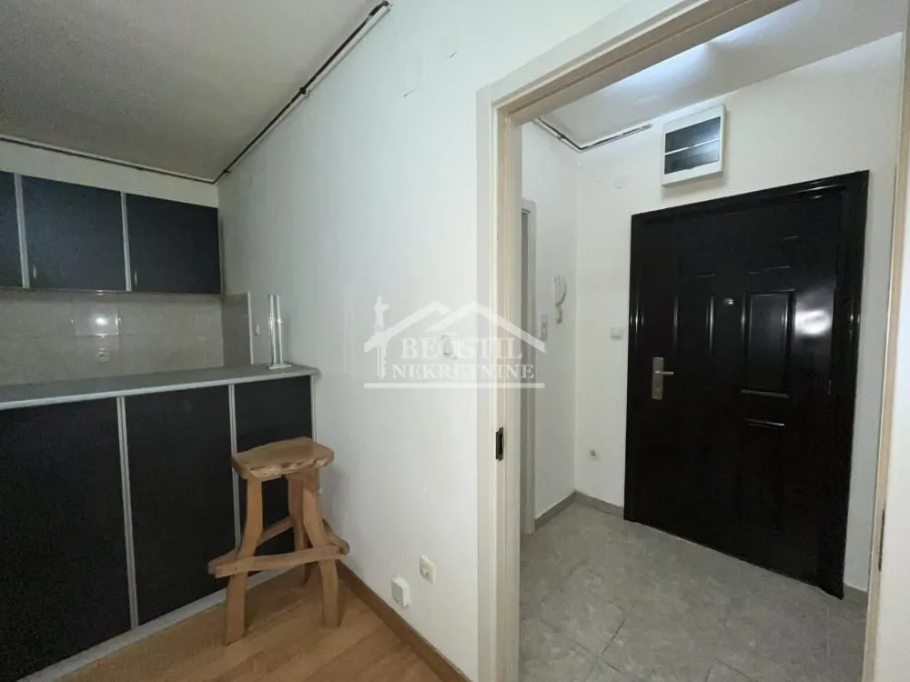 Prodaja, dvosoban stan, 23m², Centar, Smederevo