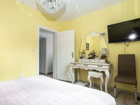 Sale, two bedroom apartment, 64m², Budva, Crna Gora - image 9