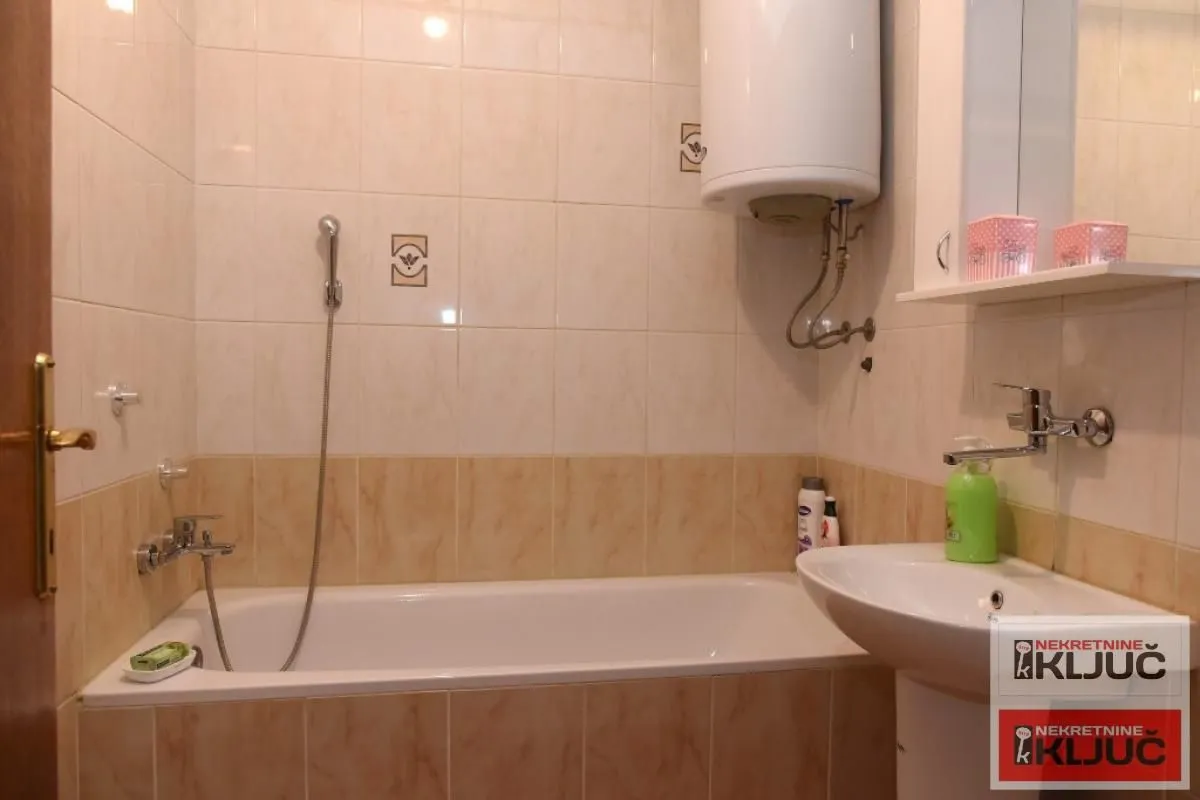 Rent, two bedroom apartment, 51m², Betanija, Novi Sad Sve Podlokacije