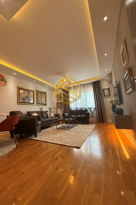 Izdavanje, dvosoban stan, 90m², Preko Morače, Podgorica