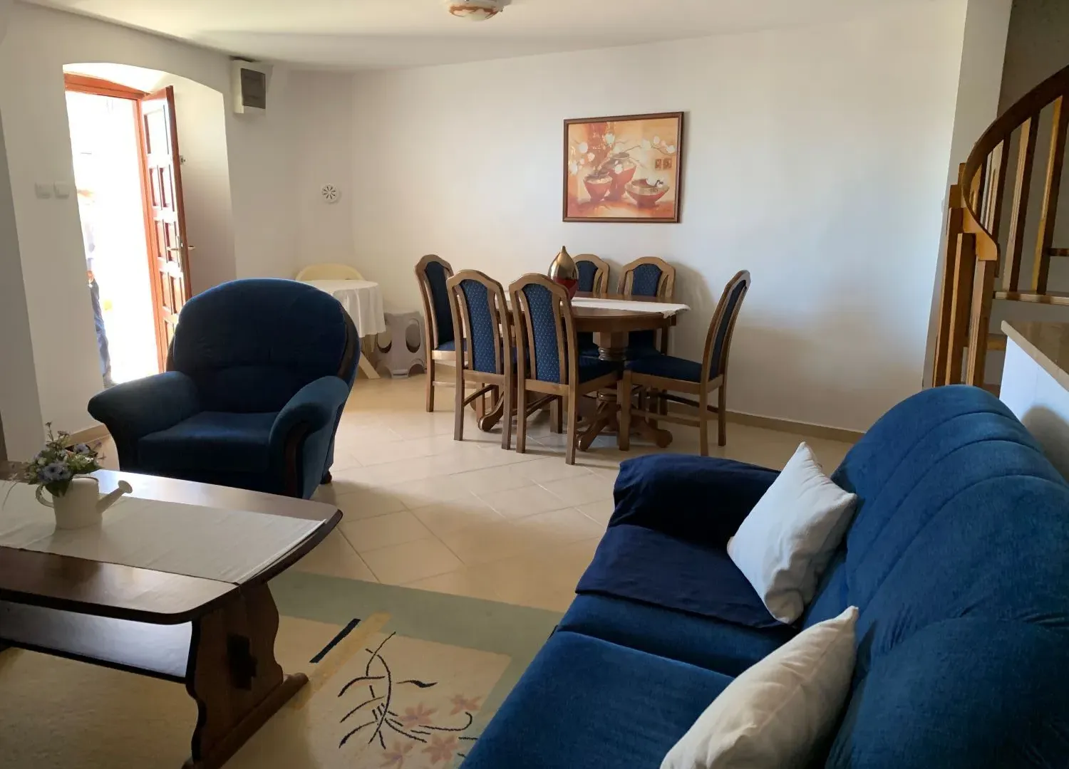 Izdavanje, kuća, 70m², Tivat, Crna Gora