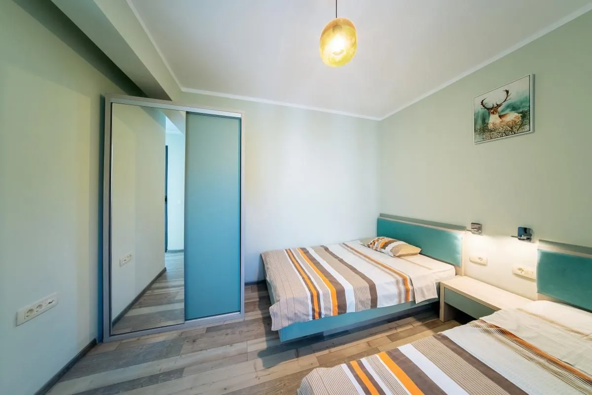 Prodaja, trosoban stan, 234m², Bečići, Budva