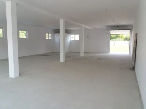 Rent, office space, 400m², Altina, Beograd