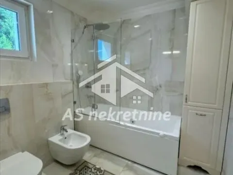 Izdavanje, stan, 215m², Savski Venac, Beograd - image 13