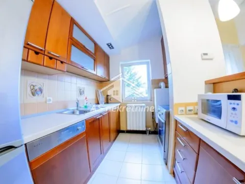 Izdavanje, trosoban stan, 100m², Savski Venac, Beograd - image 5