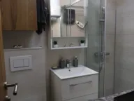 Izdavanje, dvosoban stan, 76m², Blok 5, Podgorica - image 6