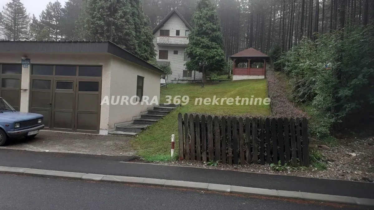 Sale, house, 55m², Čajetina, Srbija
