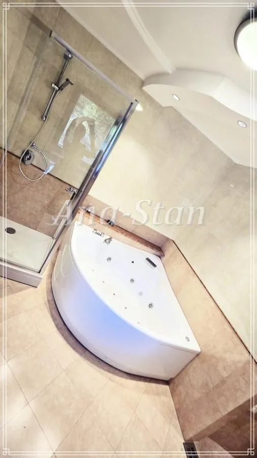 Rent, house, 290m², Voždovac Sve Podlokacije, Beograd