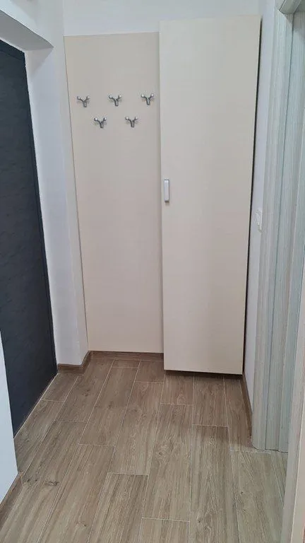 Izdavanje, garsonjera, 32m², Blok 9, Podgorica