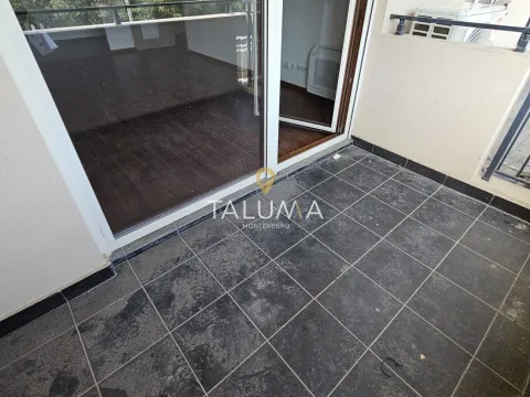 Izdavanje, trosoban stan, 96m², City Kvart, Podgorica - image 10