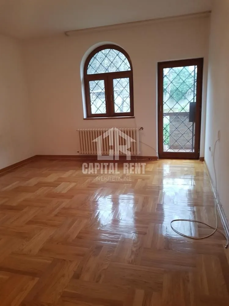 Rent, office space, 500m², Savski Venac, Beograd