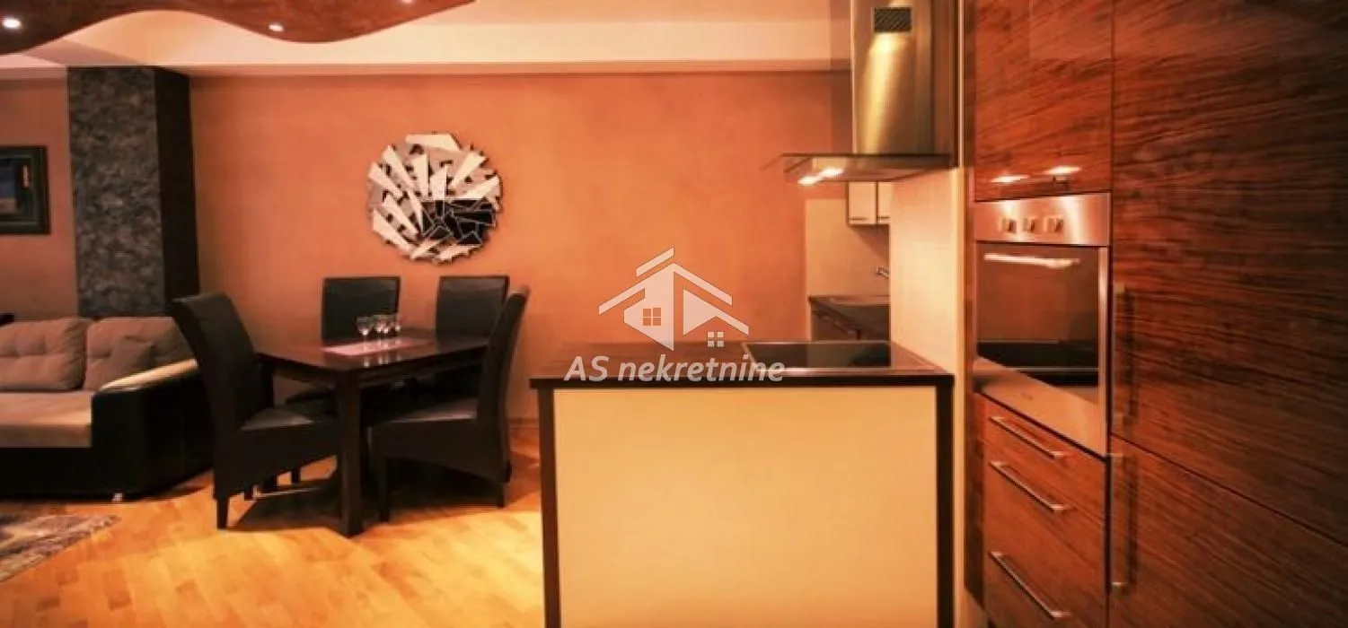 Izdavanje, dvosoban stan, 50m², Stari Grad, Beograd