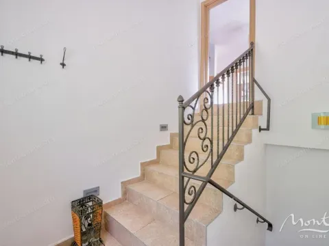 Sale, house, 174m², Muo, Kotor - image 20