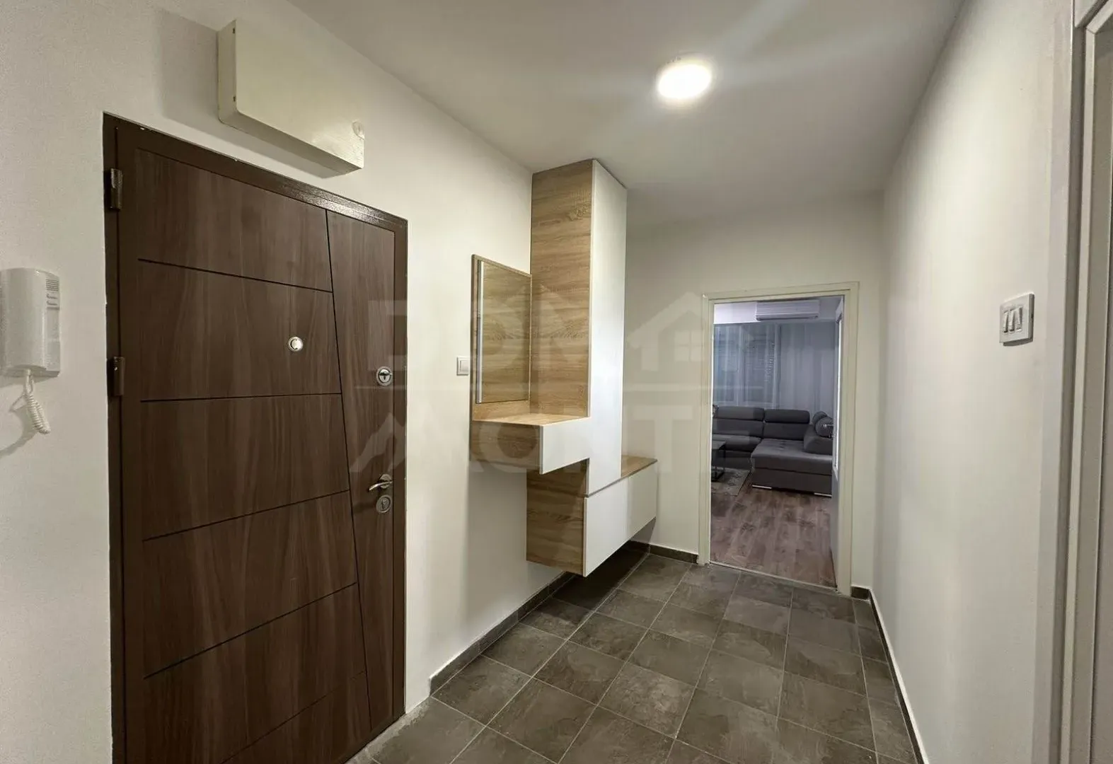 Rent, two bedroom apartment, 70m², Tivat, Crna Gora