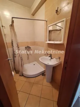 Izdavanje, garsonjera, 32m², Grbavica, Novi Sad Sve Podlokacije - image 9