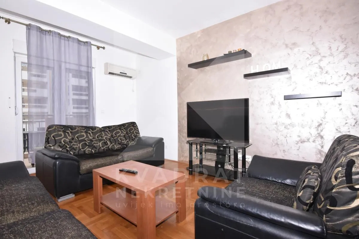 Rent, two bedroom apartment, 82m², City Kvart, Podgorica