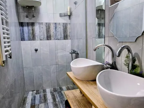 Sale, two bedroom apartment, 38m², Obilićev Venac, Beograd - image 12