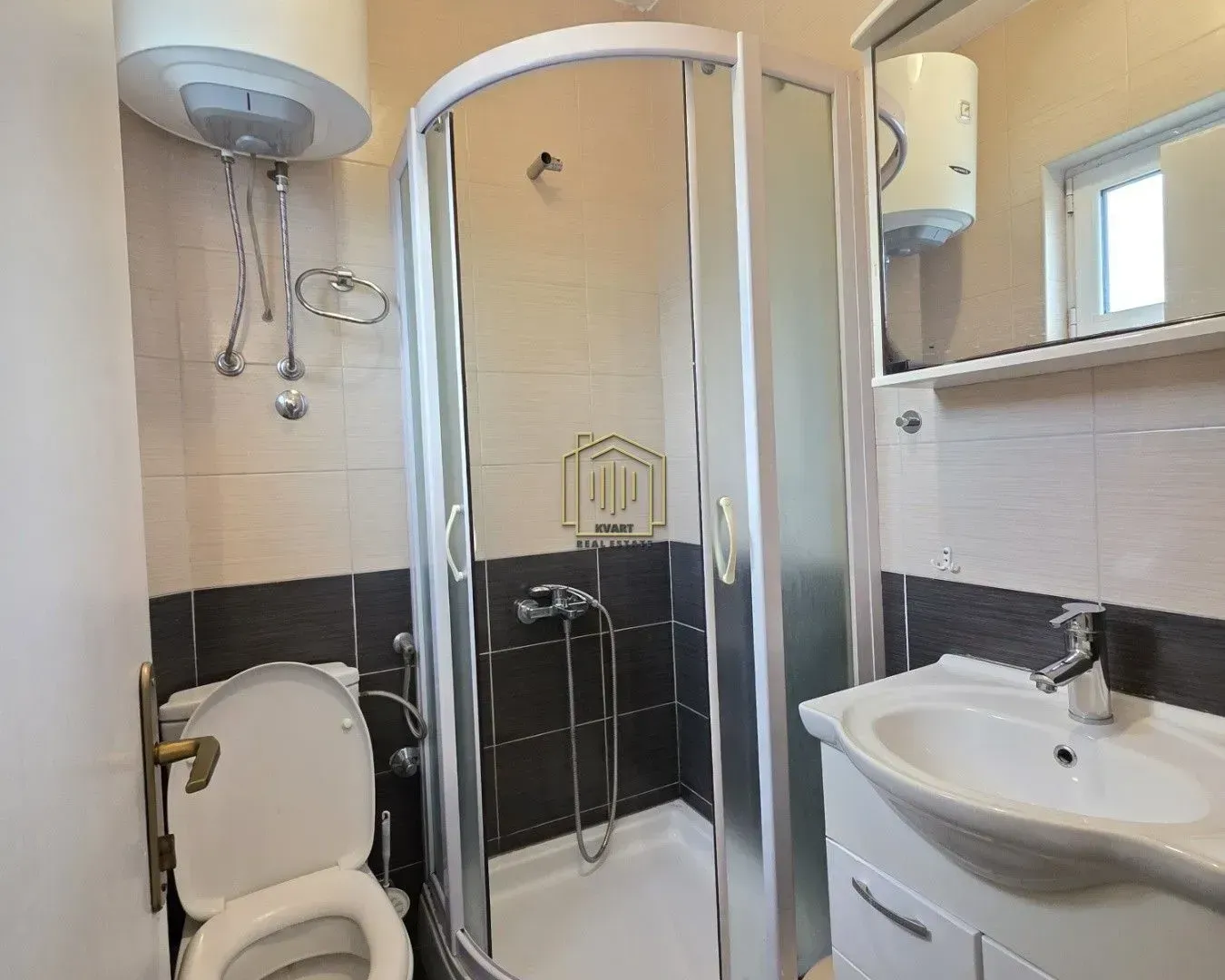 Izdavanje, jednosoban stan, 32m², Zagorič, Podgorica